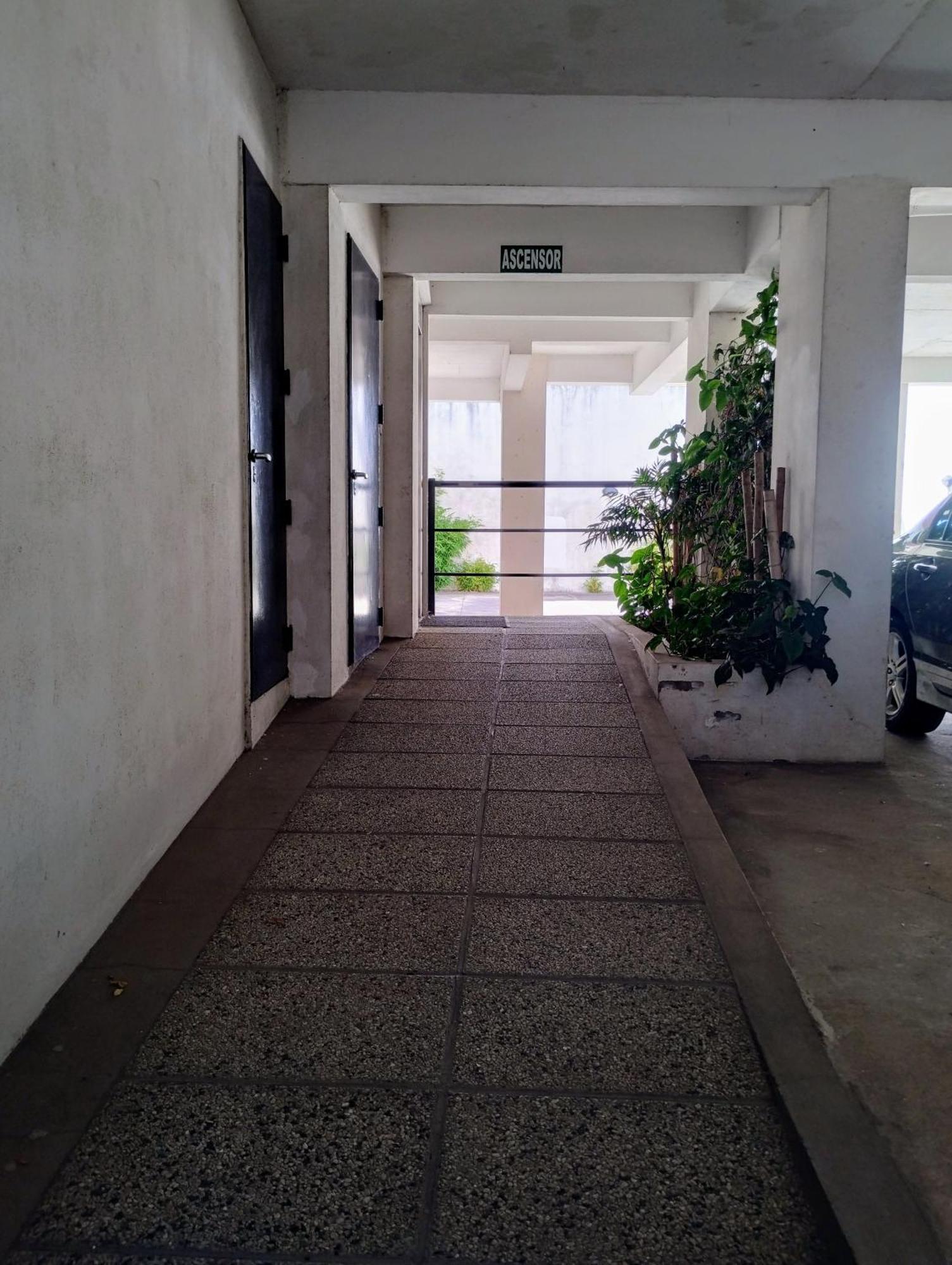 Apartment Center *
